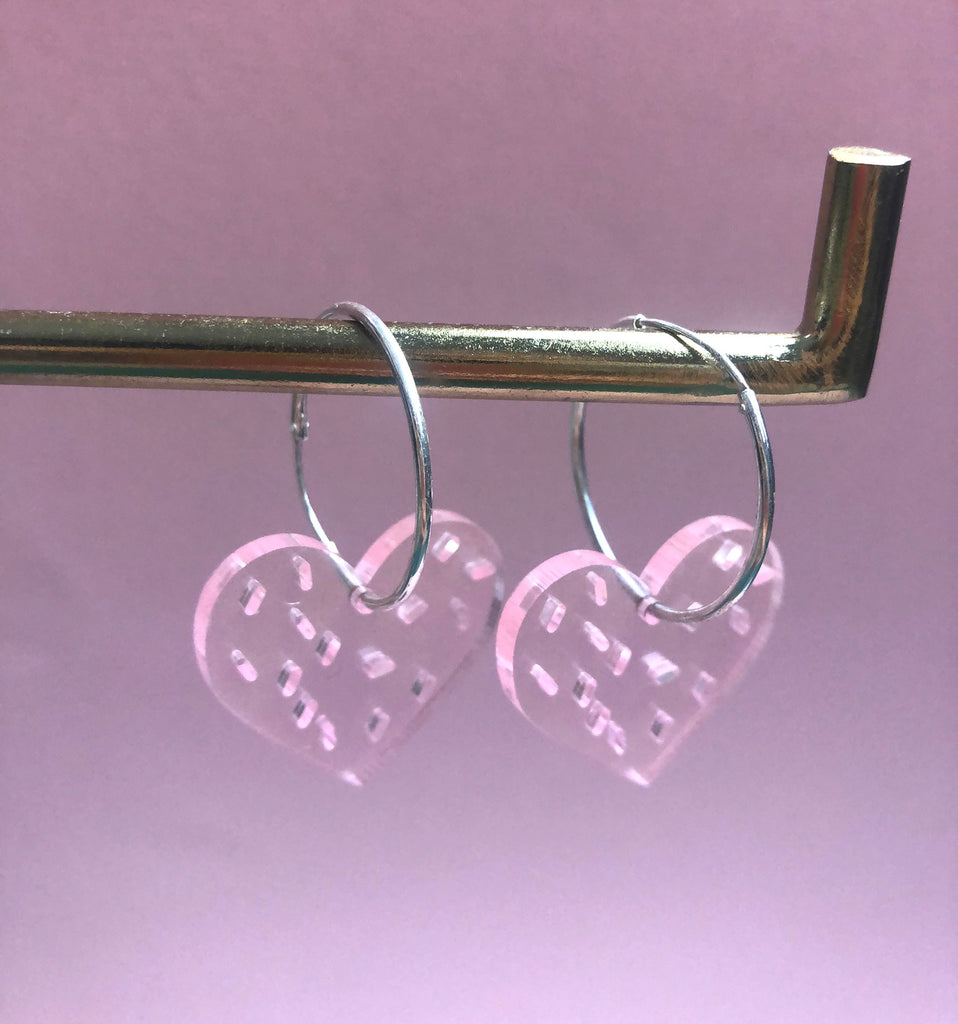 LOVE SPRINKLES; acrylic earrings fluo pink