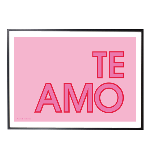 TE AMO - Typographic print pink